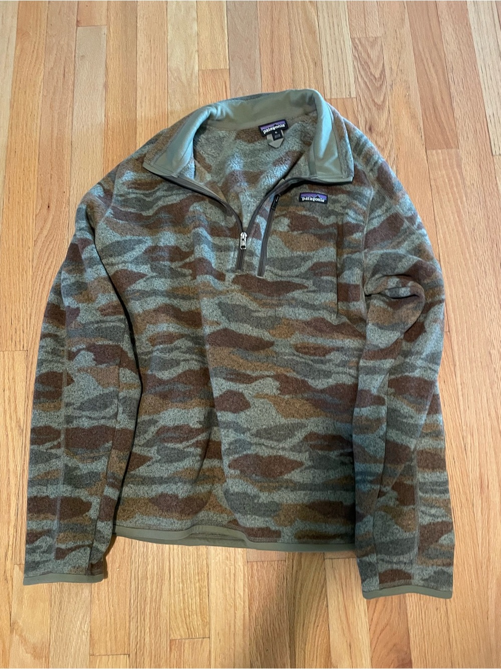 Patagonia Green and Brown Camo Half-Zip Fleece Pullover